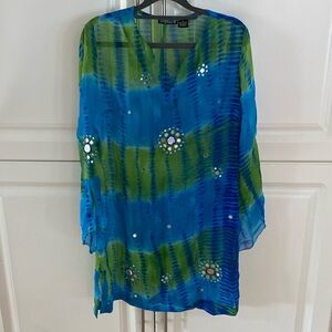 Gorgeous NWOT “Magazine” Sheer Tunic Beach Coverup. Size S